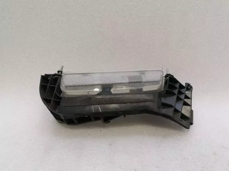 Nissan GT-R R35 Rear Left Indicator 85227JF00A Side Indicator Rear Left