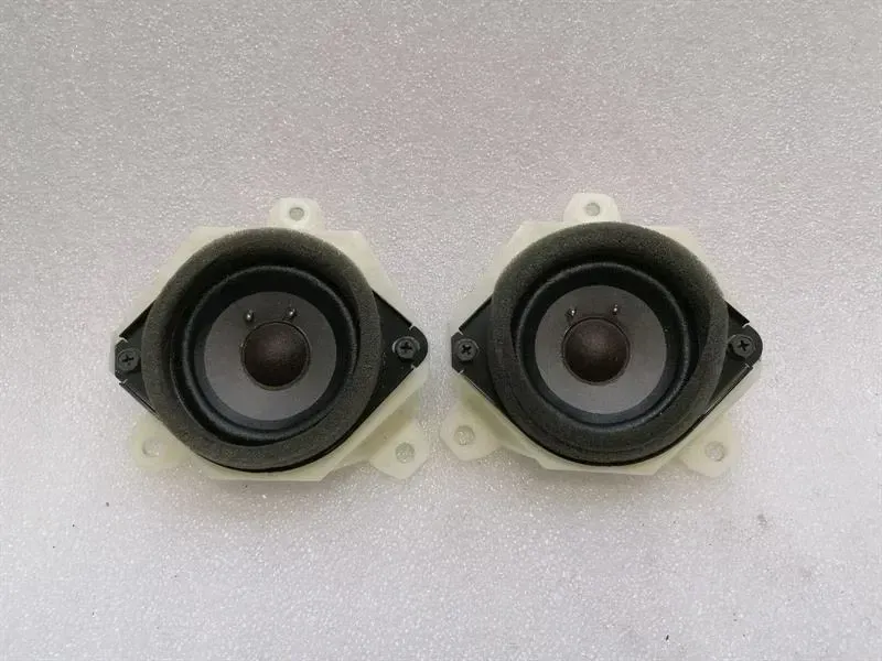 Nissan GT-R R35 speaker set 28154JL00A speaker set