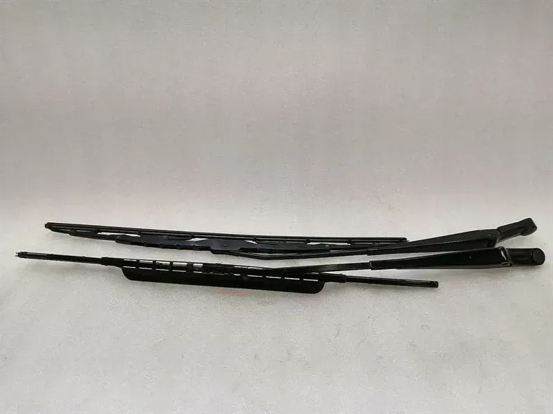 Porsche 911 997 RHD Wiper Arm 99762803000 Windshield Wiper RHD