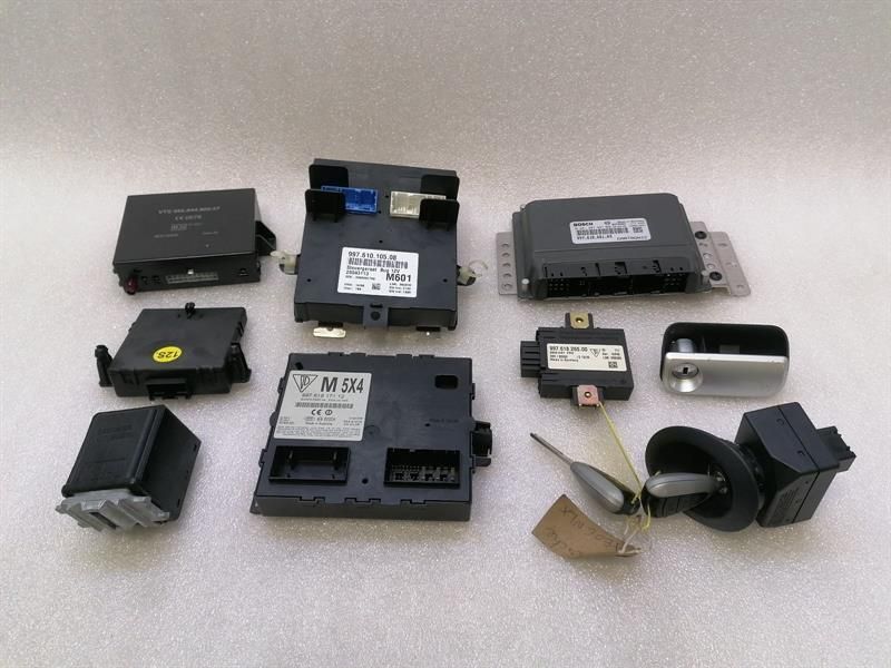 Porsche 911 997 engine ECU SET 99761860103 engine control unit set MK1