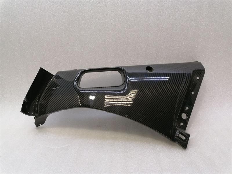 McLaren 570S Spider 13A4613CP LEFT CARBON AIR DUCT LEFT CARBON AIR CHANNEL