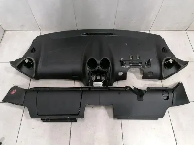 Tableau de bord McLaren 570S Spider Tableau de bord RHD