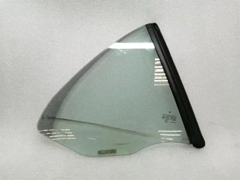 Porsche 911 997 right rear quarter glass 99754311211 door window 1/4 rear right