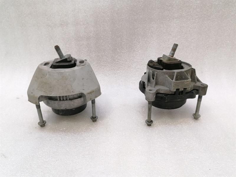 BMW M4 F82 engine mount set of 2 2284818 engine holder set