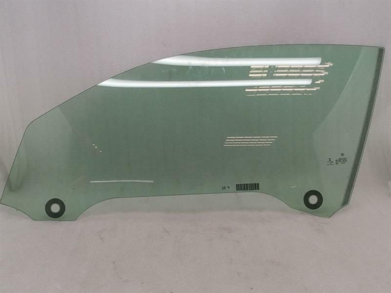 BMW M4 F82 left front door glass 51337268725 door window front left