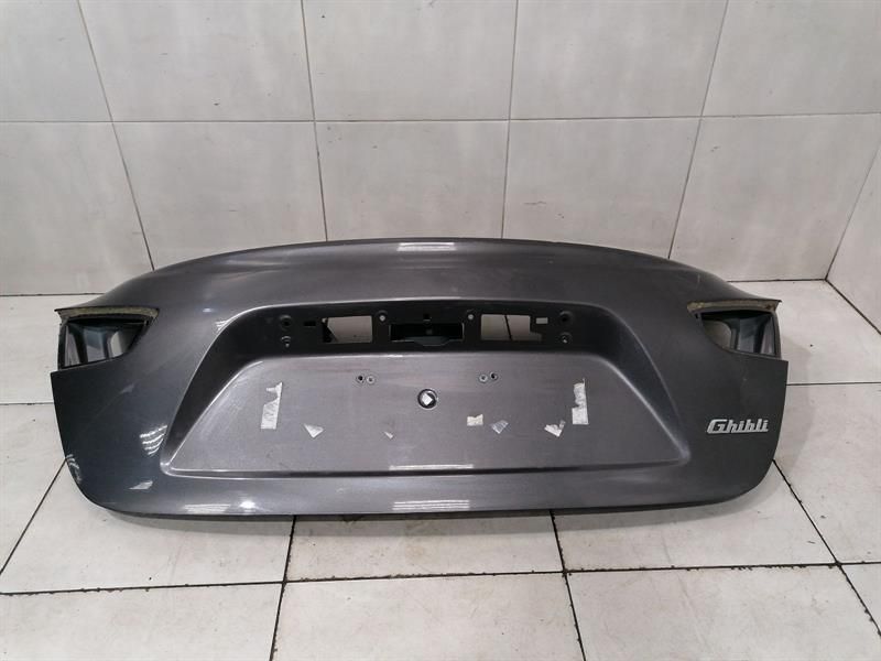 Maserati Ghibli M157 Boat Lid 673004651 Tailgate