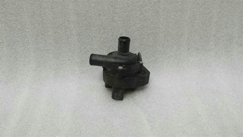 Mercedes GLS X166 additional cooling pump A2118350028 coolant pump pump