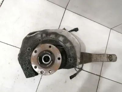 Porsche Cayenne 958 92A Right Front Hub 95834115600 Wheel Bearing Housing Front Right