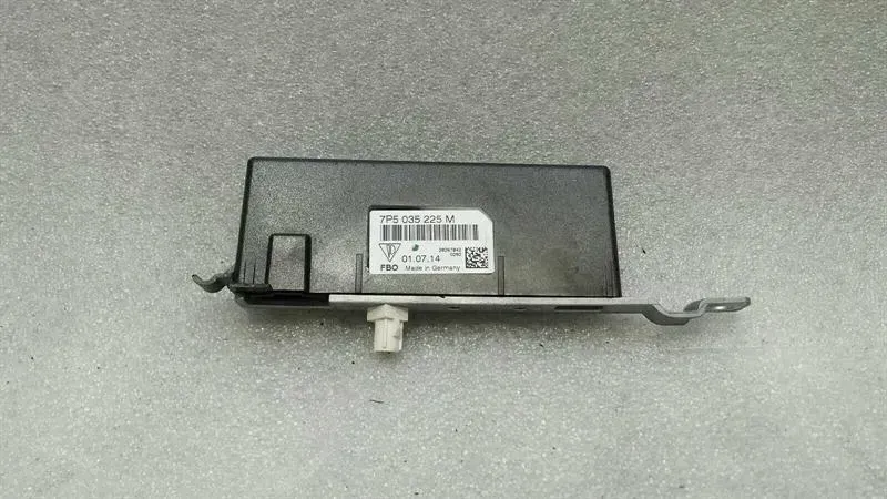 Porsche Cayenne 958 92A Aerial / Antenna 7P5035225M Antenna.