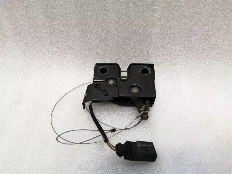 Porsche 911 991 Rear Lid Lock 99150405300 Tailgate Lock