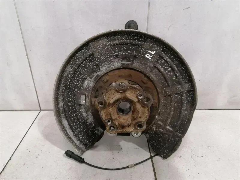 BMW 3 Series F80 M3 F30 Left Rear Hub 33302284795 Wheel Bearing Housing Rear Left