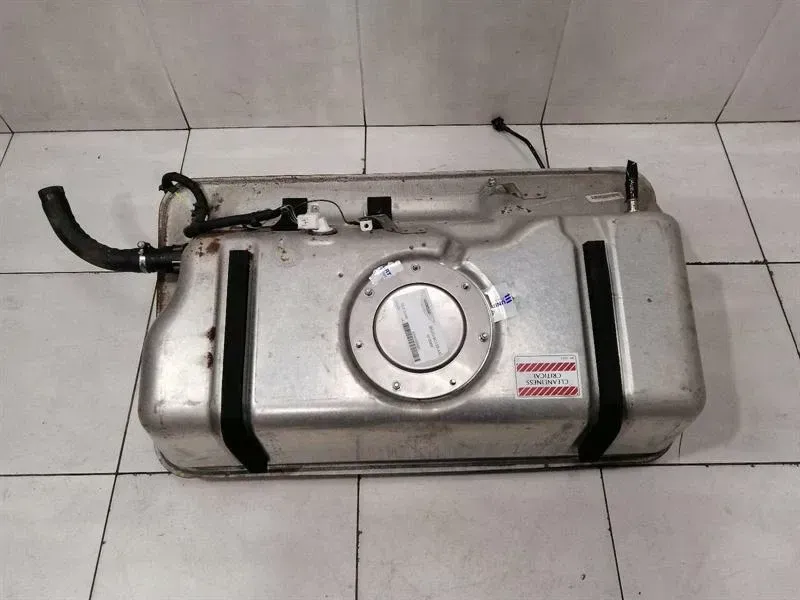 Aston Martin Vantage V8 Fuel Tank BG33-9C133-AA Fuel Tank