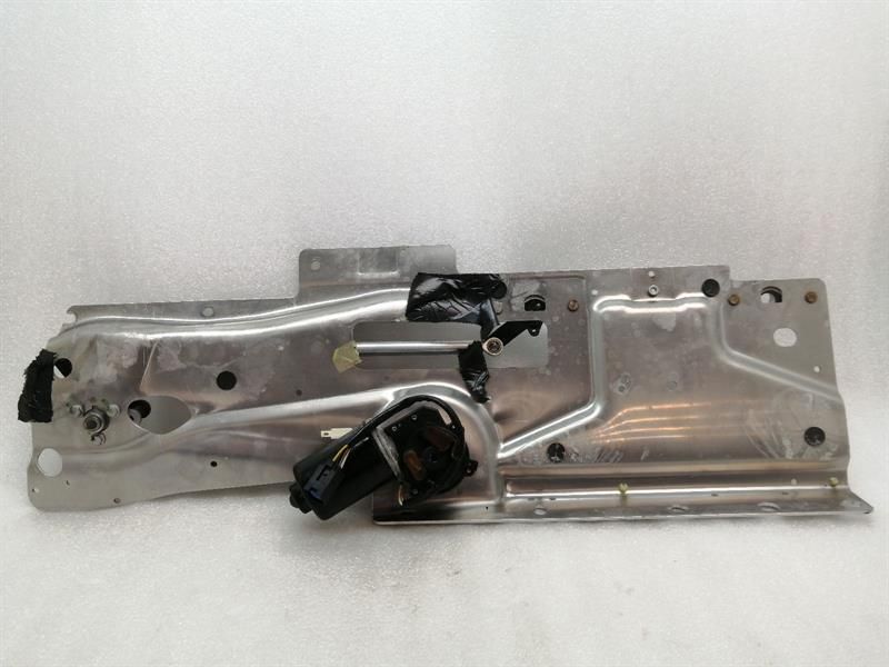ASTON MARTIN VANTAGE V8 FRONT WIPER LINKAGE AG43-67350-AA RIGHT HAND DRIVE RHD