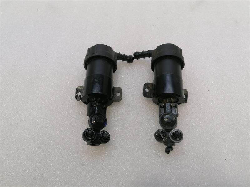 ASTON MARTIN VANTAGE V8 washer jet 6G33-13C025-AB headlight cleaning system