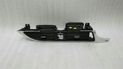 Audi A7 4G RHD Nawiewnik 4G2820951 Kierownica po prawej stronie