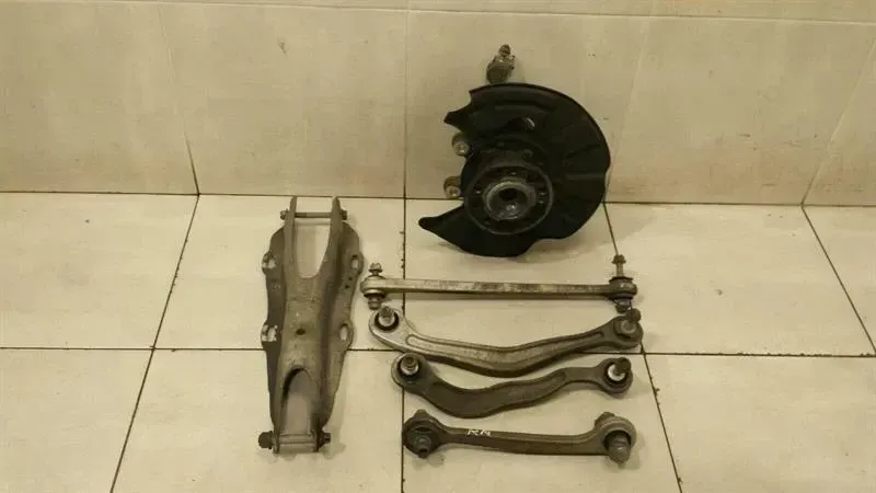 Mercedes S W222 Right Rear Hub A2223501041 Wheel Bearing Housing Rear Right SET CL