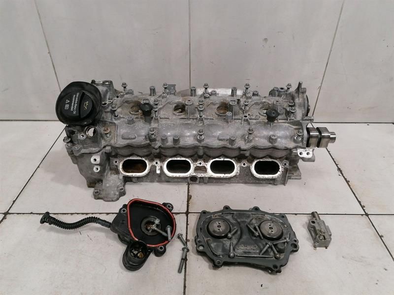 Mercedes M278 cylinder head A2780107603 cylinder head water damage water damage