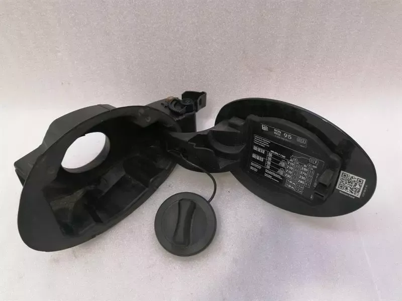 Mercedes SL R231 fuel filler cap A2316300067 fuel cap tank flap