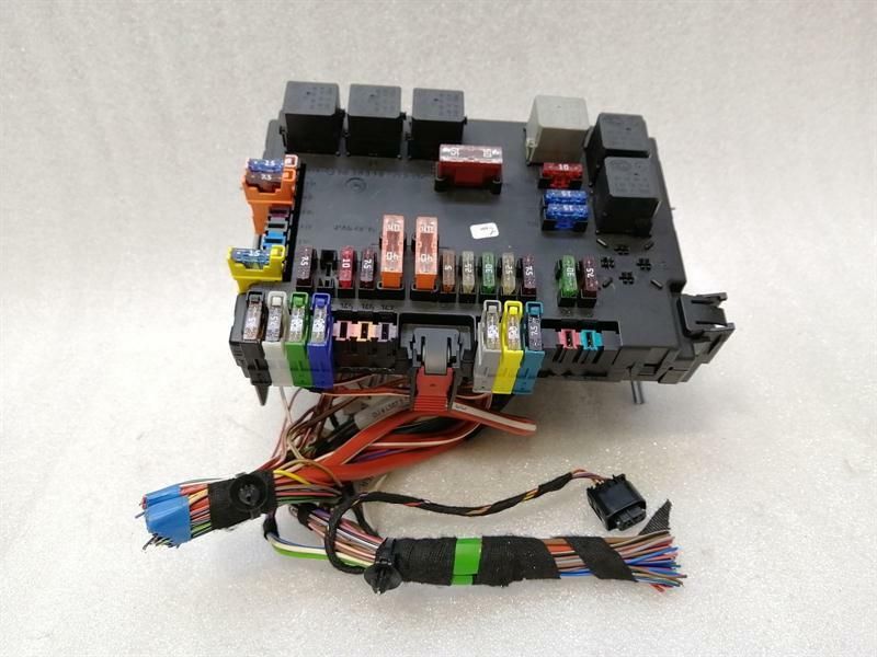 Mercedes S-Class W221 Fuse Box Rear SAM A2219006902 Fuse Box Rear SAM