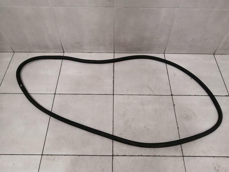 Porsche Panamera 970 Front Left Door Seal 97053726502 Door Seals Li