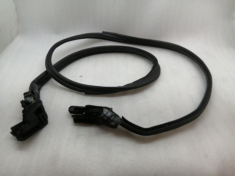 Mercedes SL R231 Boot Lid Seal A2317500198 Tailgate Seals