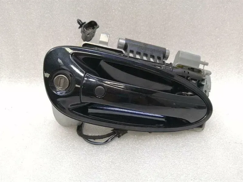 Porsche Panamera 970 RHD Front Right Door Handle 97053706403 Door Handle Front Re