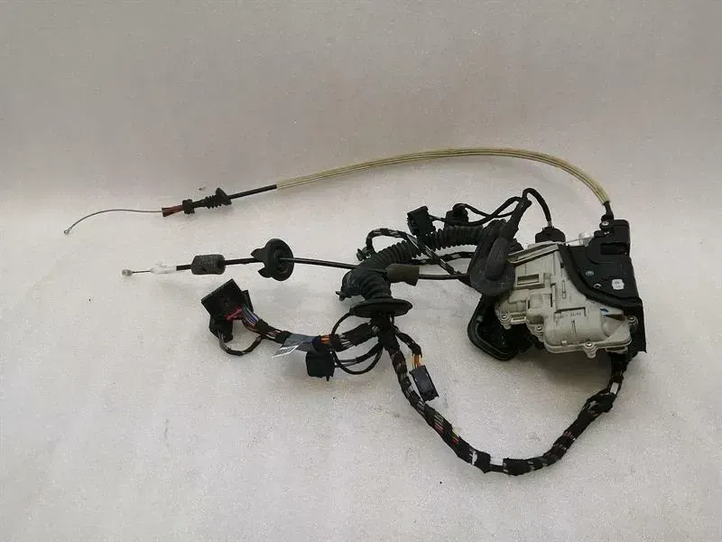 Porsche Panamera 970 Front Left Door Lock 97053752302 RHD RIGHT HANDLEBAR