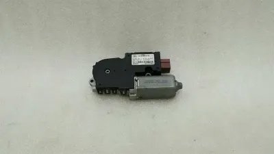 Mercedes CLS W218 W212 Двигател на покрива A2188200142 Двигател на покрива