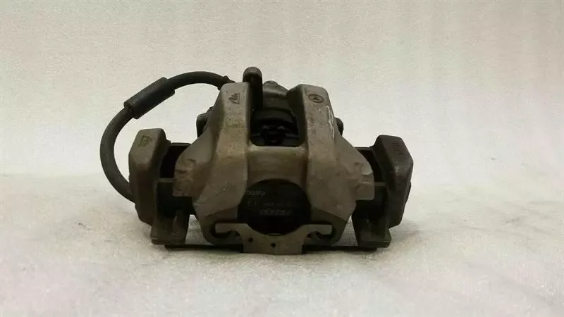 Mercedes CLS W218 Right Rear Caliper A2214230481 Brake Caliper Rear Right
