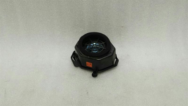 Mercedes CLS W218 Speakers A2048202402 Loudspeaker Logic7 L7 HK