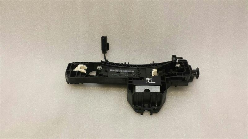 Mercedes CLS W218 door inner handle A2047602534 interior door handle rear left