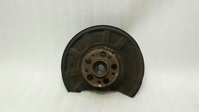 Mercedes CLS W218 Right Rear Hub A2123500241 Wheel Bearing Housing Rear Right