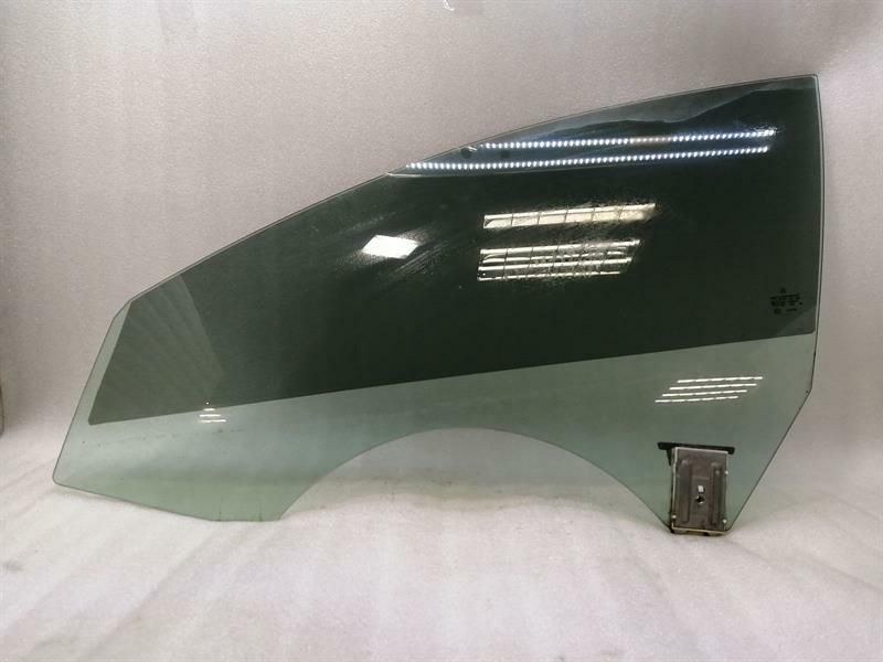 Mercedes CLS W218 left front door glass A2187250110 door window front left