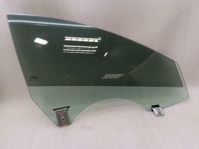 Стекло передней двери Mercedes CLS W218 правое A2187250210, окно двери переднее правое