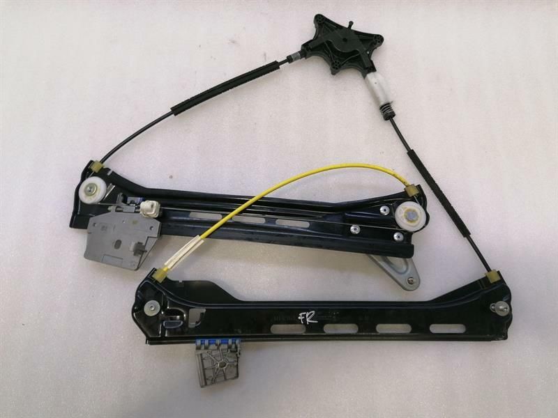 Mercedes CLS W218 Right Front Door Winder A2187200479 Window Regulator Front Right