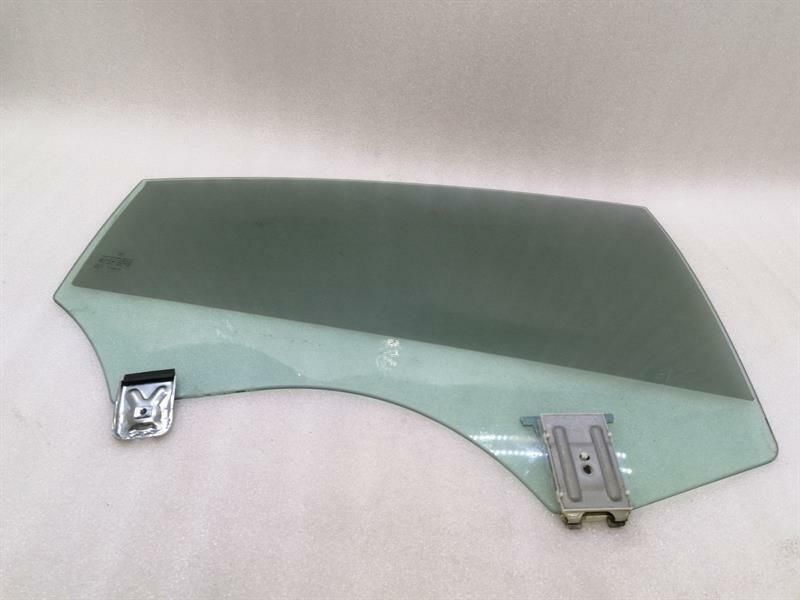 Mercedes CLS W218 right rear door glass A2187350210 door window rear right