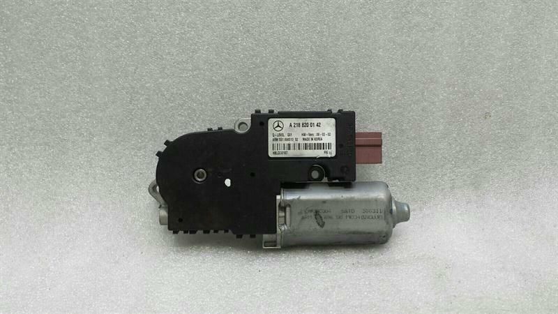 Mercedes CLS W218 Sun Roof Engine A2188200142 Sunroof Motor.