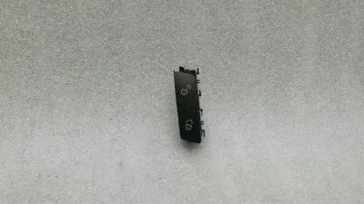 Przełącznik zamka drzwi Mercedes CLS W218 A2049058402