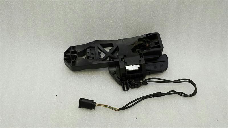 Mercedes CL W216 Left Handle Carrier A2167603340 Door Handle Carrier Left