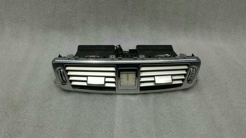 Mercedes CLS W218 Center Air Vent With Clock A2188300754 Vent Nozzle Center