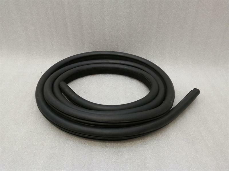Maserati Quattroporte M139 RLH door seal 81457300 door seals rear left