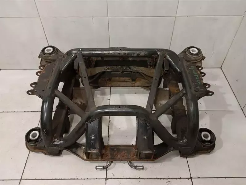 Maserati Granturismo M145 Subframe Rear 980145392 Axle Frame Rear Axle