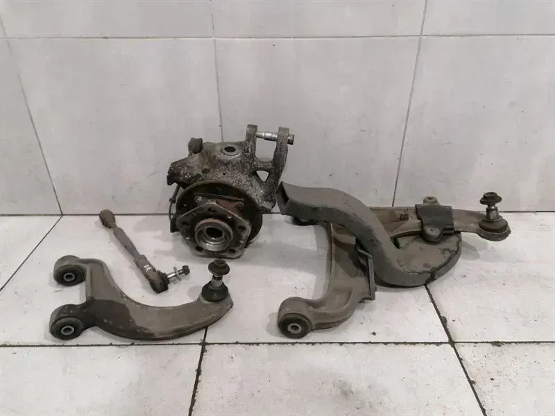 Maserati Granturismo M145 RRH Hub 980139916 Wheel Bearing Housing Rear Right