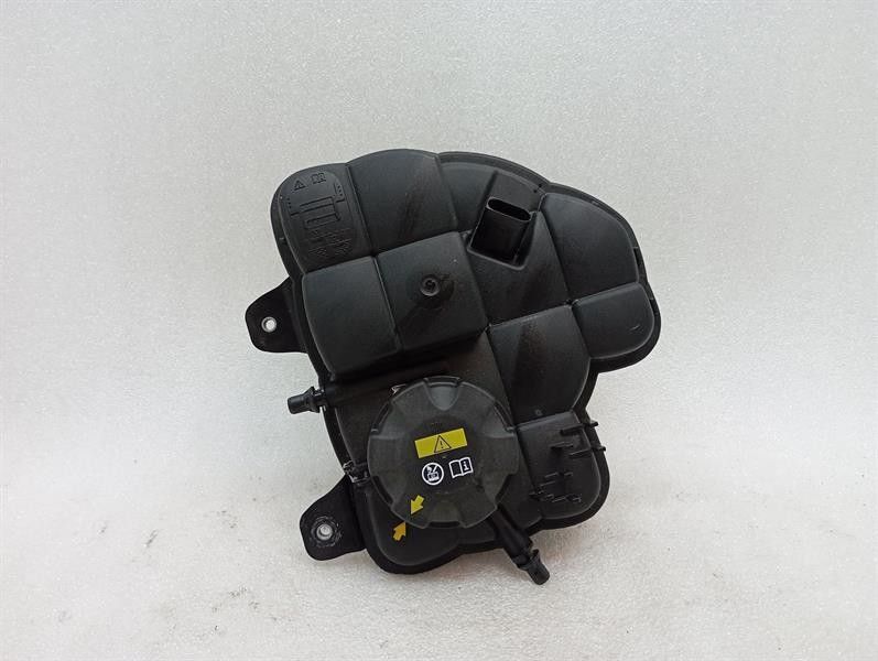 BMW 8 18--25 G16 M8 Gran Coupe Coolant Tank 7889451 Expansion Tank Coolant