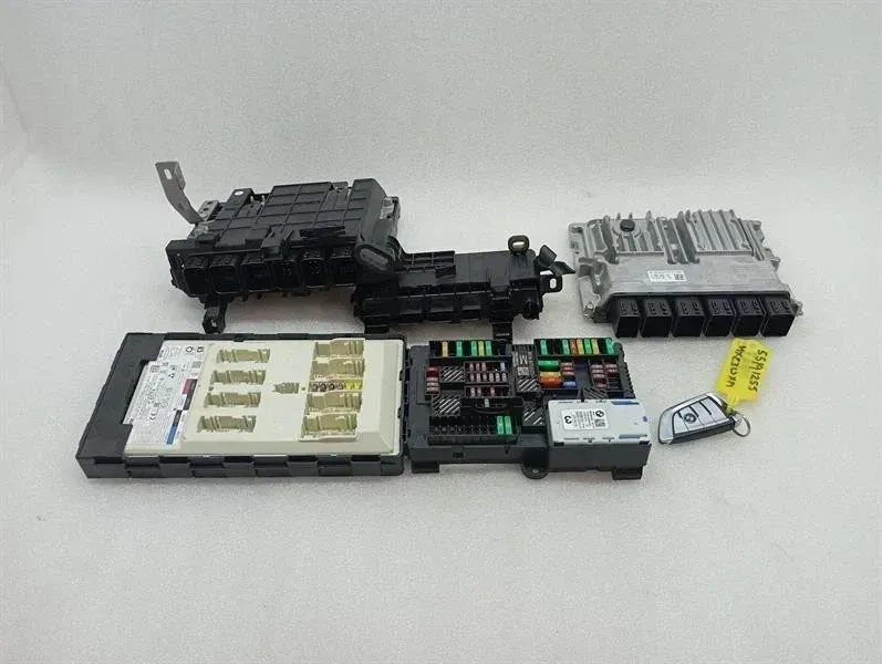 2024 BMW 8 Series 18--25 G16 M8 DME SET Engine ECU 5A53263 SET Engine ECU