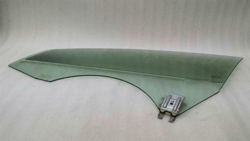 Mercedes CLS W218 left front door glass A2187250110 door window front left