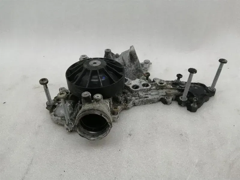Mercedes CLS W218 Water Pump A2782001201 Water Pump