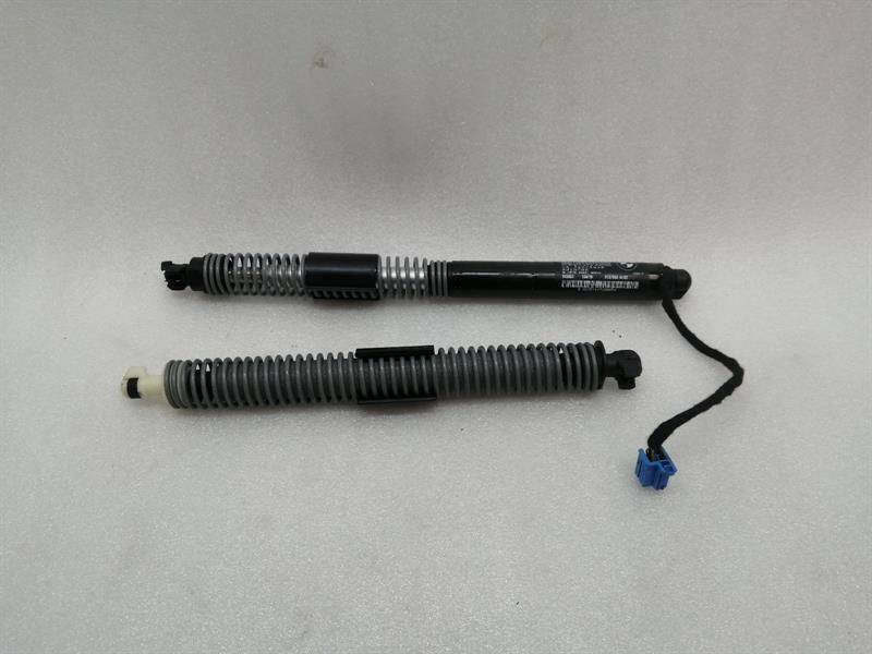 BMW 5 F90 G30 M5 boat lid strut 8737952 gas pressure spring gas pressure damper tailgate