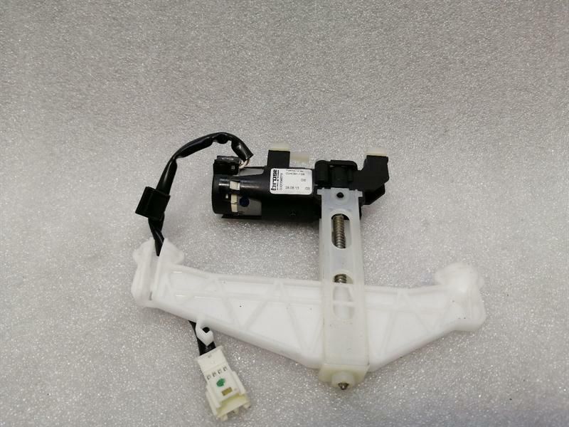 BMW 5 Series F10 Headrest Actuator Engine 9155769 Headrest Height Adjustment