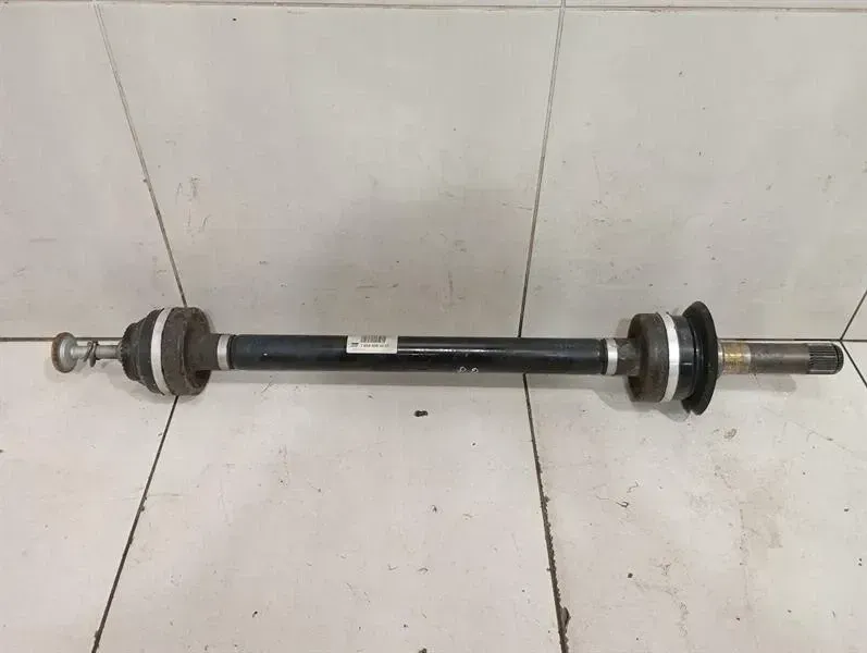 BMW 5 F90 G30 M5 drive shaft rear right 7856936 rear right drive shaft